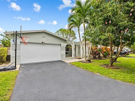 10497 NW 4th Street Fort Lauderdale FL 33071