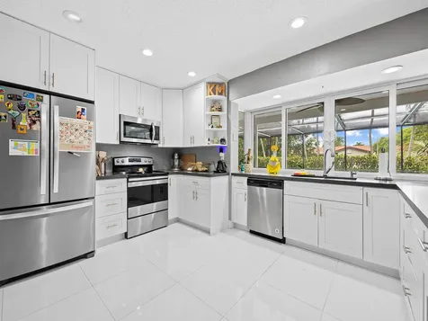 10497 NW 4th Street Fort Lauderdale FL 33071