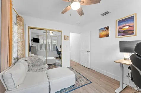 636 NE 16th Court Fort Lauderdale FL 33305
