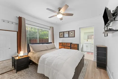 636 NE 16th Court Fort Lauderdale FL 33305