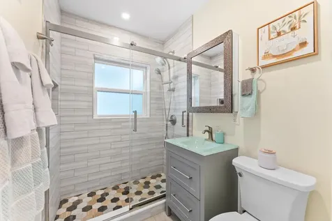 636 NE 16th Court Fort Lauderdale FL 33305