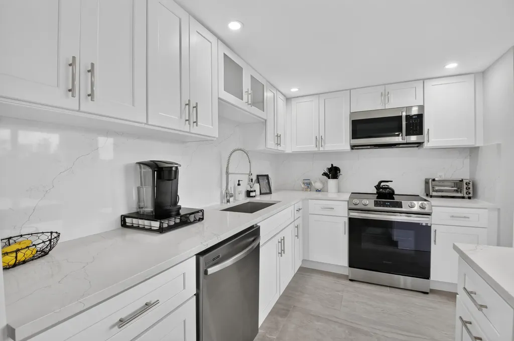 7835 Lakeside Boulevard Boca Raton FL 33434