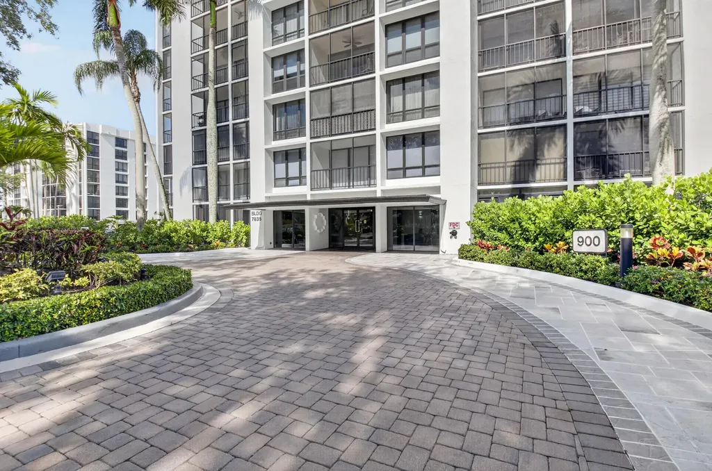 7835 Lakeside Boulevard Boca Raton FL 33434