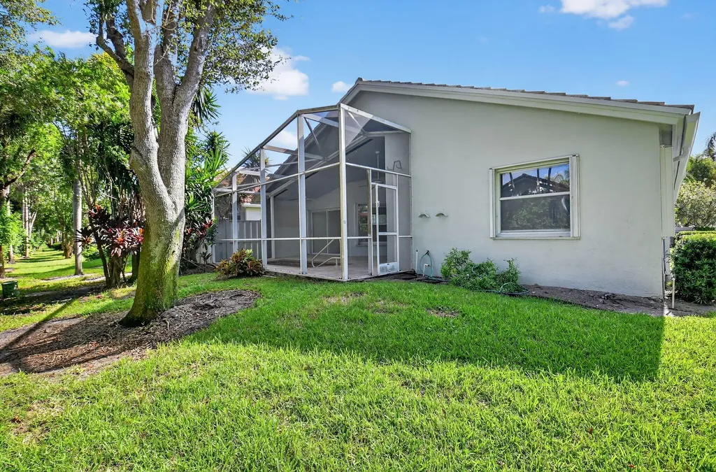 9914 Harbour Lake Circle Boynton Beach FL 33437
