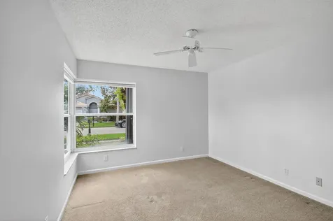 9914 Harbour Lake Circle Boynton Beach FL 33437