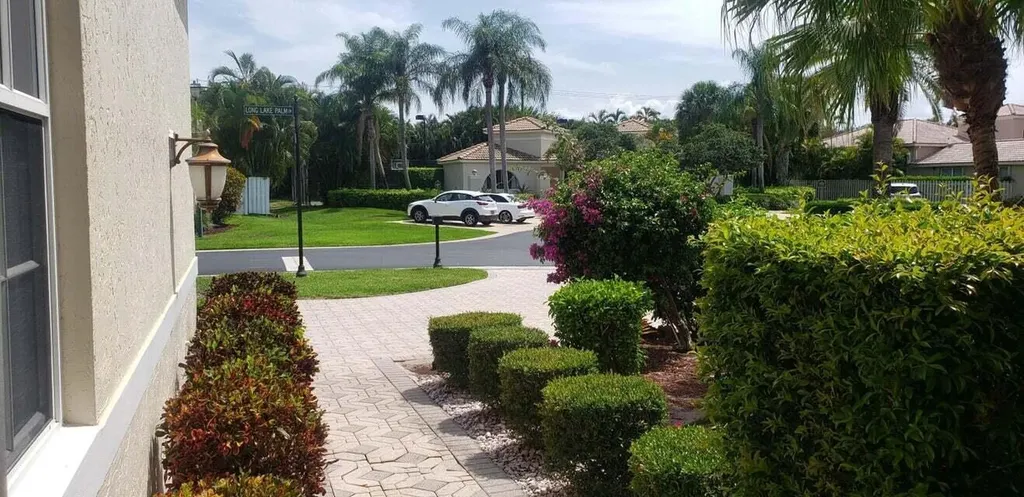 9091 Long Lake Palm Drive S Boca Raton FL 33496