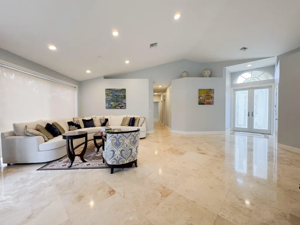 9091 Long Lake Palm Drive S Boca Raton FL 33496