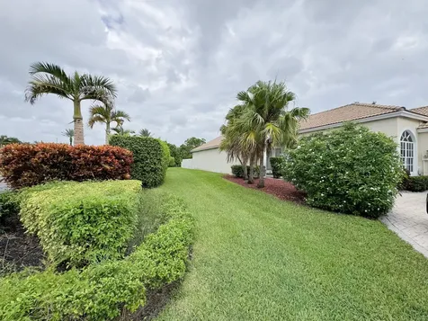 9091 Long Lake Palm Drive S Boca Raton FL 33496