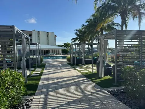621 E Woolbright Road Boynton Beach FL 33435