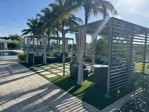 621 E Woolbright Road Boynton Beach FL 33435