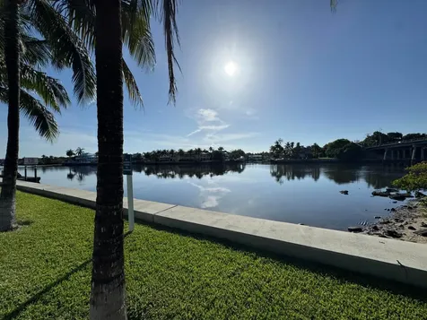 621 E Woolbright Road Boynton Beach FL 33435