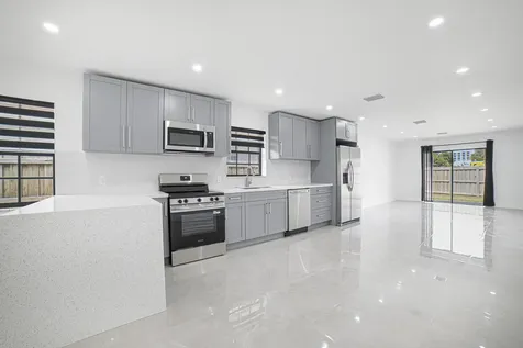 110 NW 6th Avenue Dania Beach FL 33004