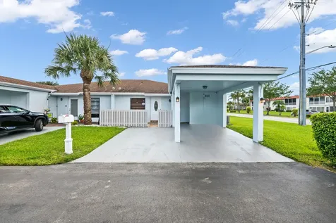 6673 Moonlit Drive Delray Beach FL 33446