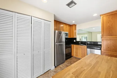 6673 Moonlit Drive Delray Beach FL 33446