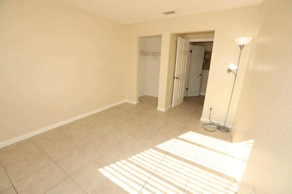 1265 The 12th Fairway Wellington FL 33414