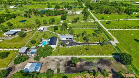 13311 Dancy Avenue Clewiston FL 33440