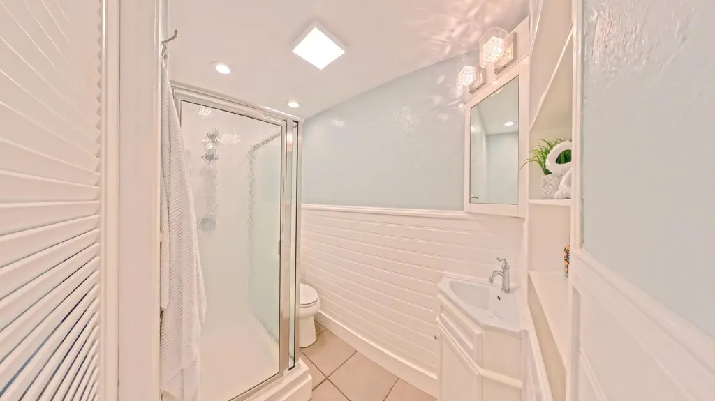 407 NW 7th Street Boynton Beach FL 33426