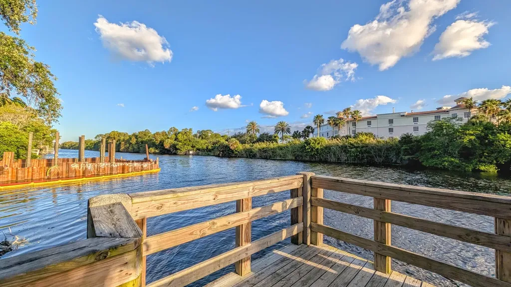 407 NW 7th Street Boynton Beach FL 33426