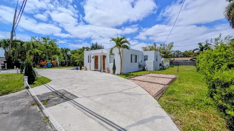 407 NW 7th Street Boynton Beach FL 33426