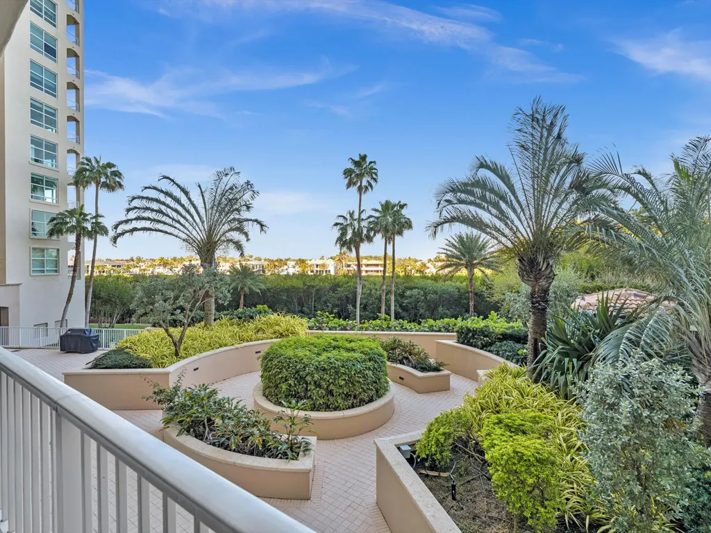 3720 S Ocean Boulevard Highland Beach FL 33487