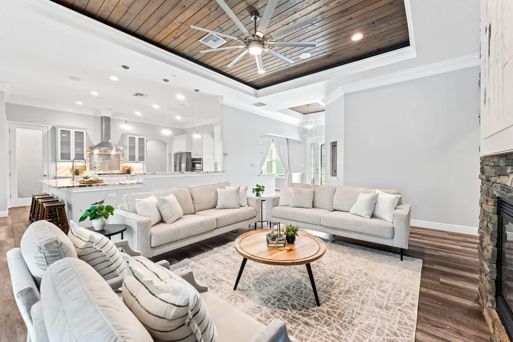 2520 Tammy Drive Mims FL 32754