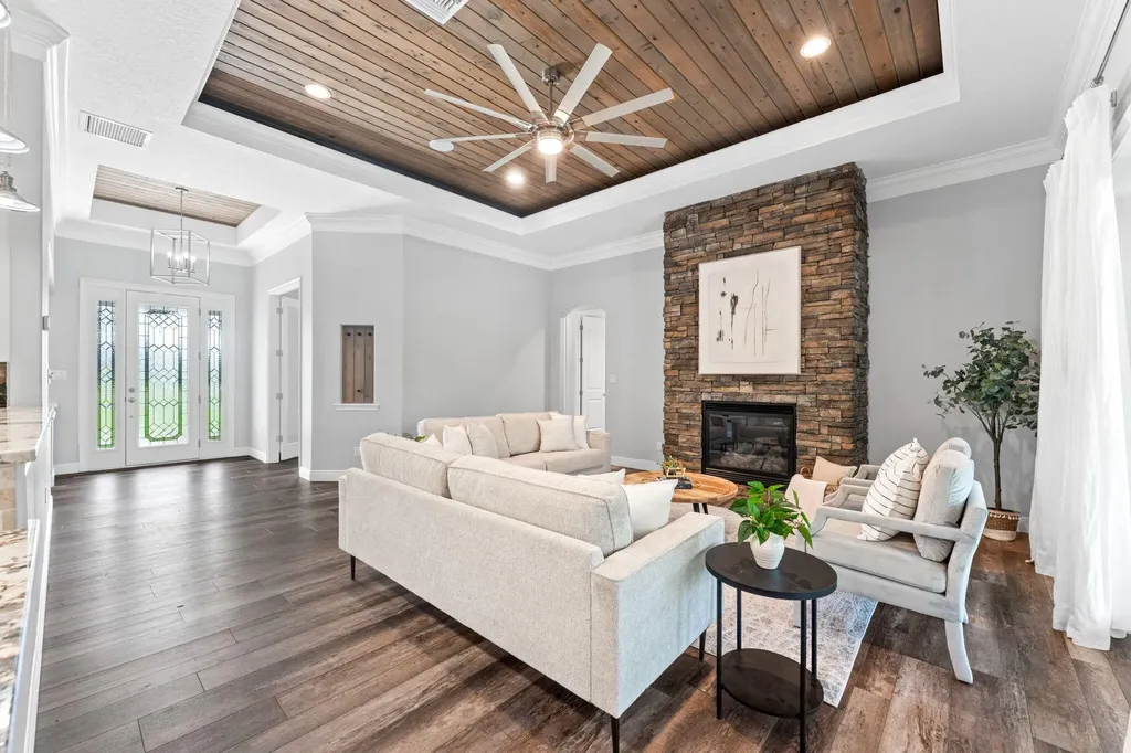 2520 Tammy Drive Mims FL 32754