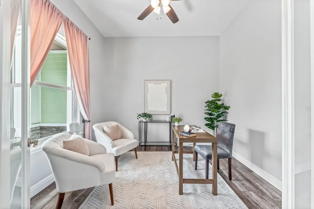 2520 Tammy Drive Mims FL 32754