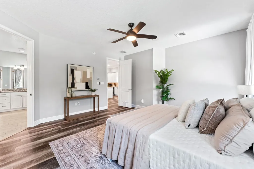 2520 Tammy Drive Mims FL 32754