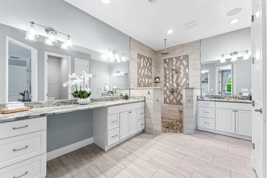 2520 Tammy Drive Mims FL 32754