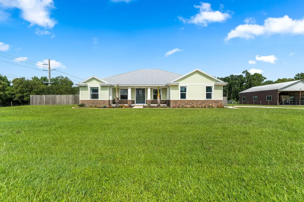 2520 Tammy Drive Mims FL 32754