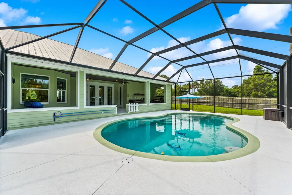 2520 Tammy Drive Mims FL 32754