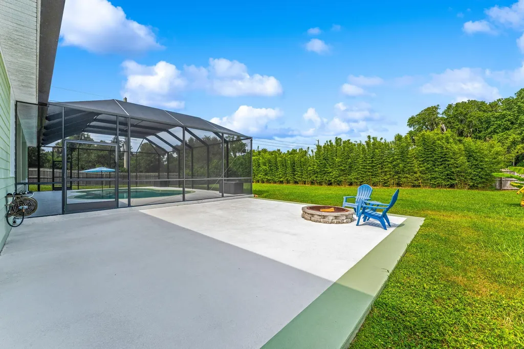 2520 Tammy Drive Mims FL 32754