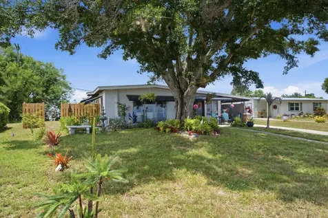 54 20th Lane SW Vero Beach FL 32962