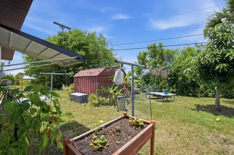 54 20th Lane SW Vero Beach FL 32962