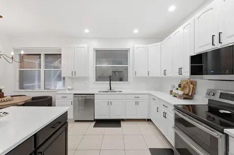 12172 Glenmore Drive Coral Springs FL 33071
