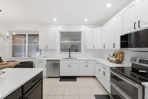 12172 Glenmore Drive Coral Springs FL 33071