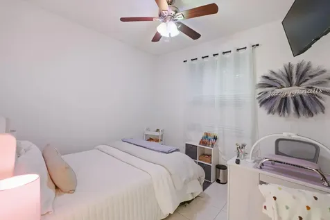 12172 Glenmore Drive Coral Springs FL 33071
