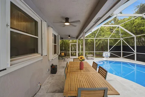 12172 Glenmore Drive Coral Springs FL 33071