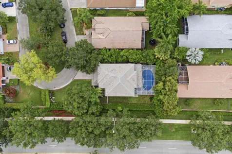 12172 Glenmore Drive Coral Springs FL 33071