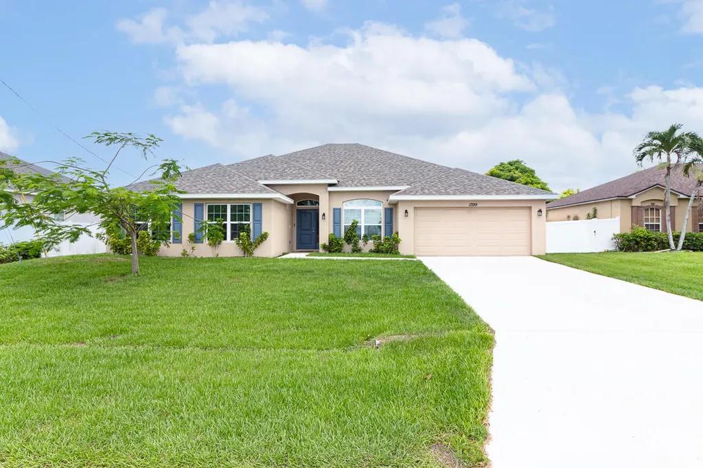 1399 SW Edinburgh Drive Port St Lucie FL 34953
