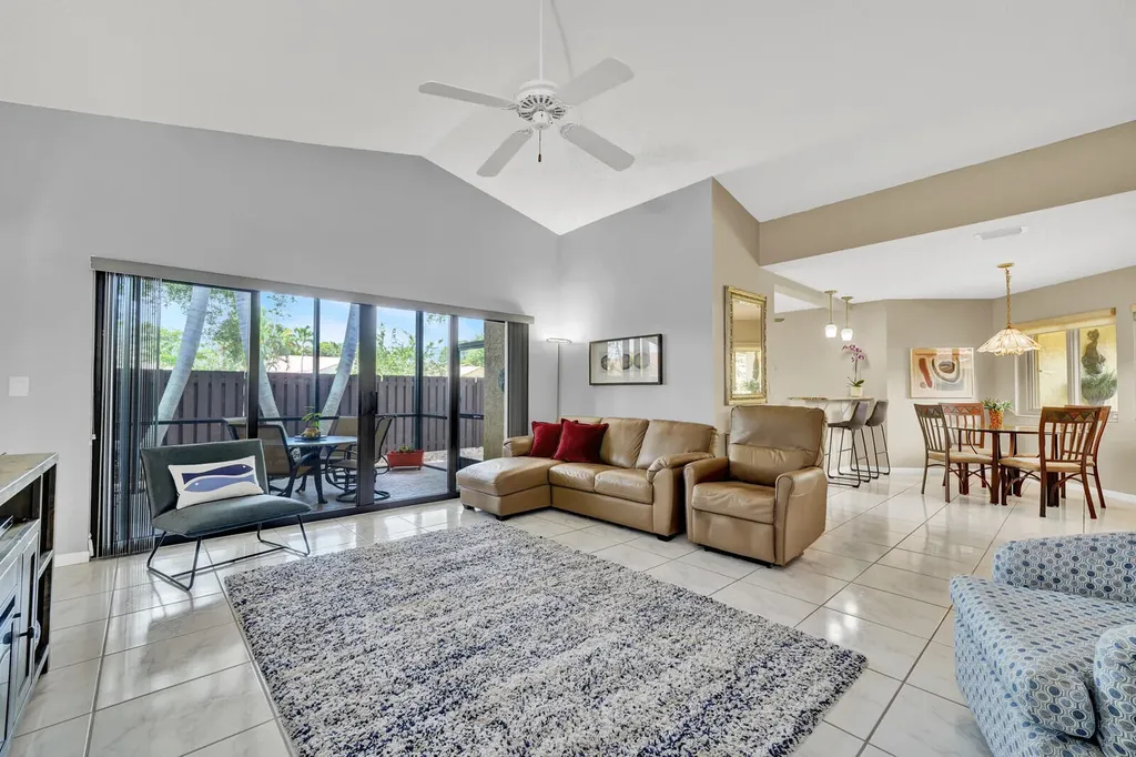 1735 NW 21st Court Delray Beach FL 33445
