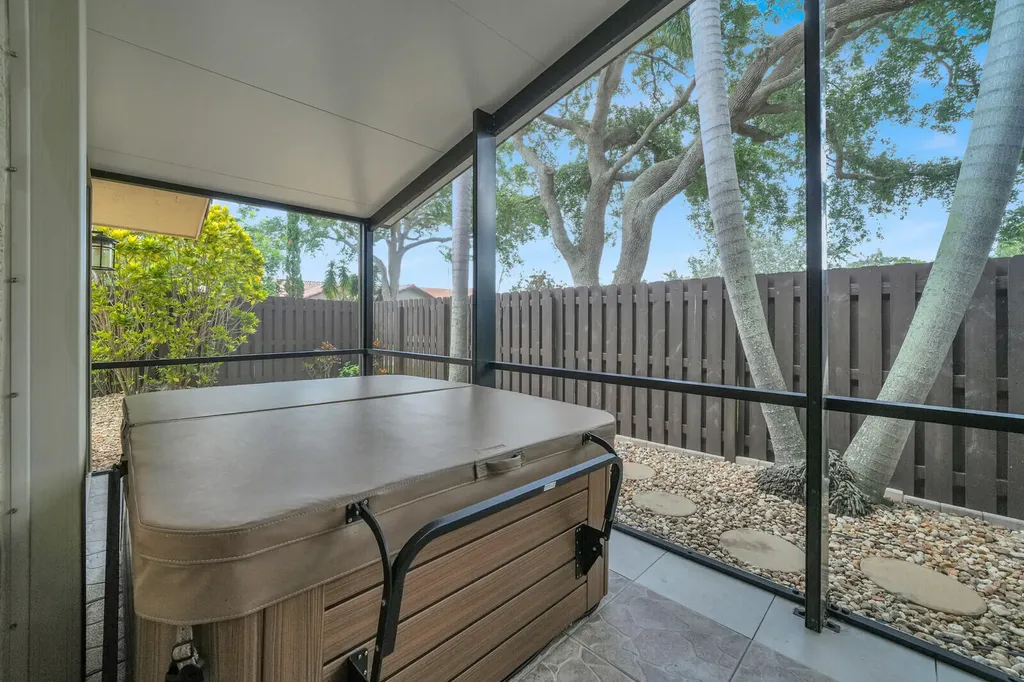 1735 NW 21st Court Delray Beach FL 33445