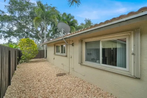 1735 NW 21st Court Delray Beach FL 33445
