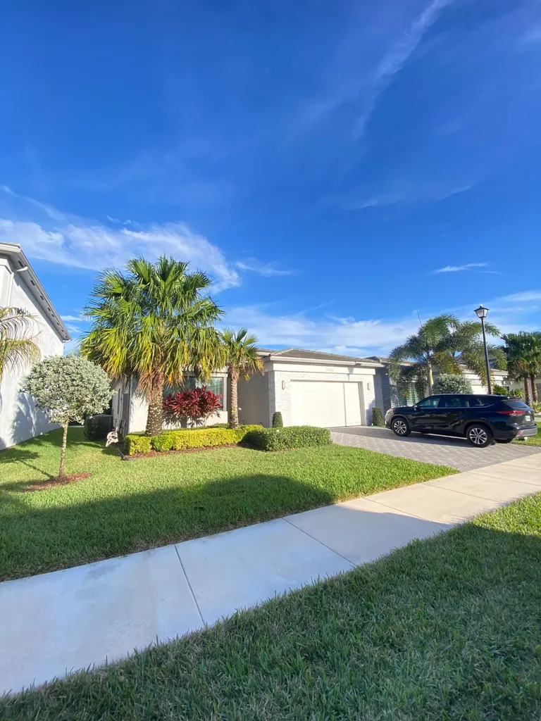 17296 Sea Blossom Way Boca Raton FL 33496