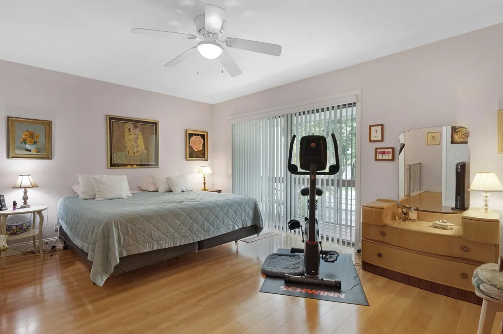 3015 Oaktree Lane Hollywood FL 33021