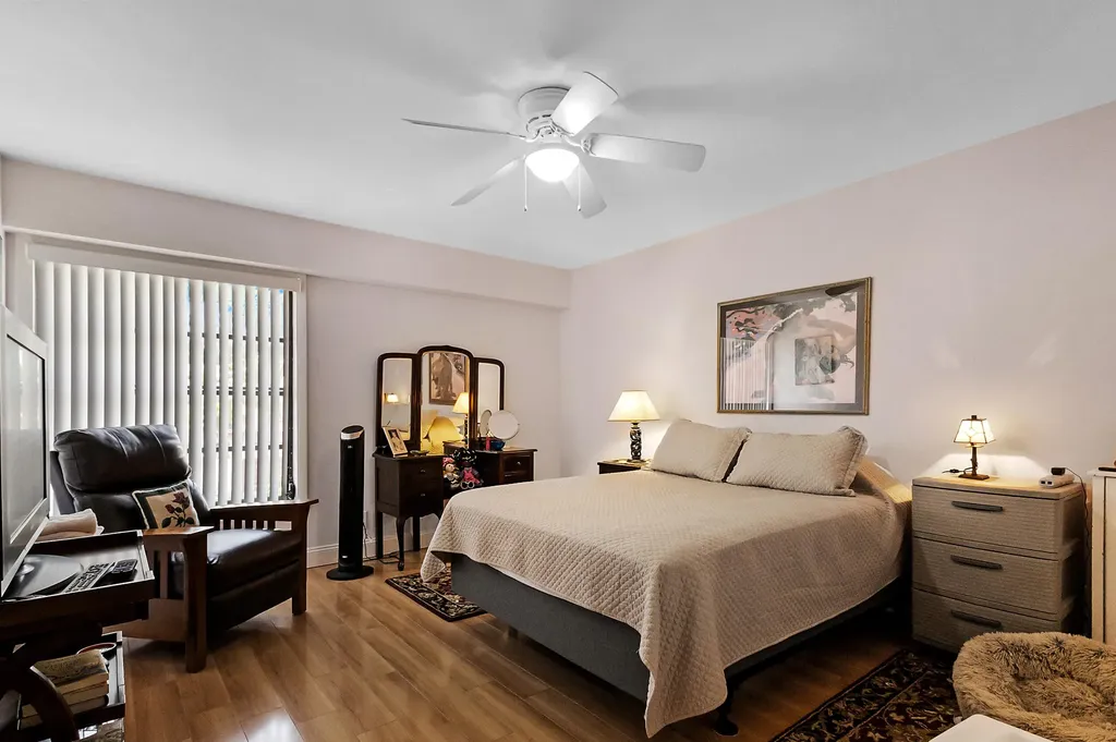 3015 Oaktree Lane Hollywood FL 33021