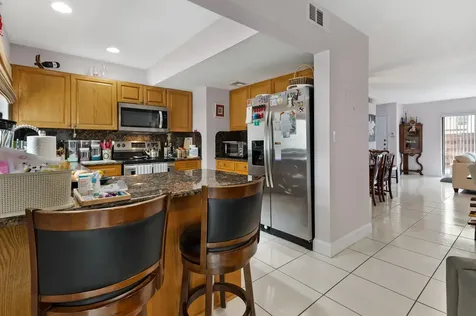 3015 Oaktree Lane Hollywood FL 33021