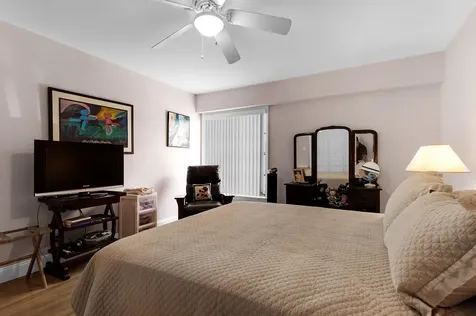3015 Oaktree Lane Hollywood FL 33021