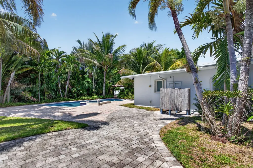 2614 NE 15th Street Fort Lauderdale FL 33304