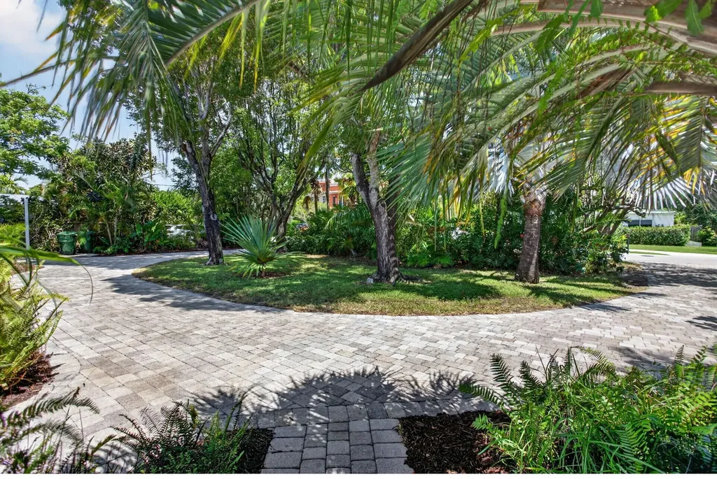 2614 NE 15th Street Fort Lauderdale FL 33304